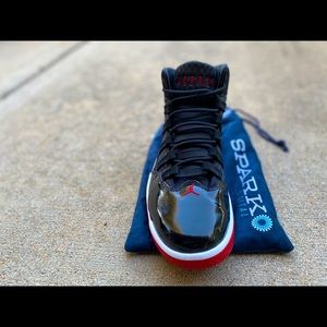 Jordan Max Aura (size 11’s)